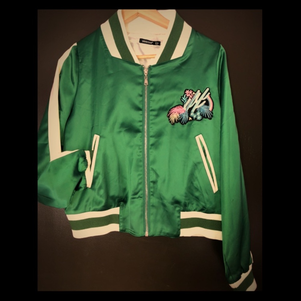 Beautiful green jacket. Size 8